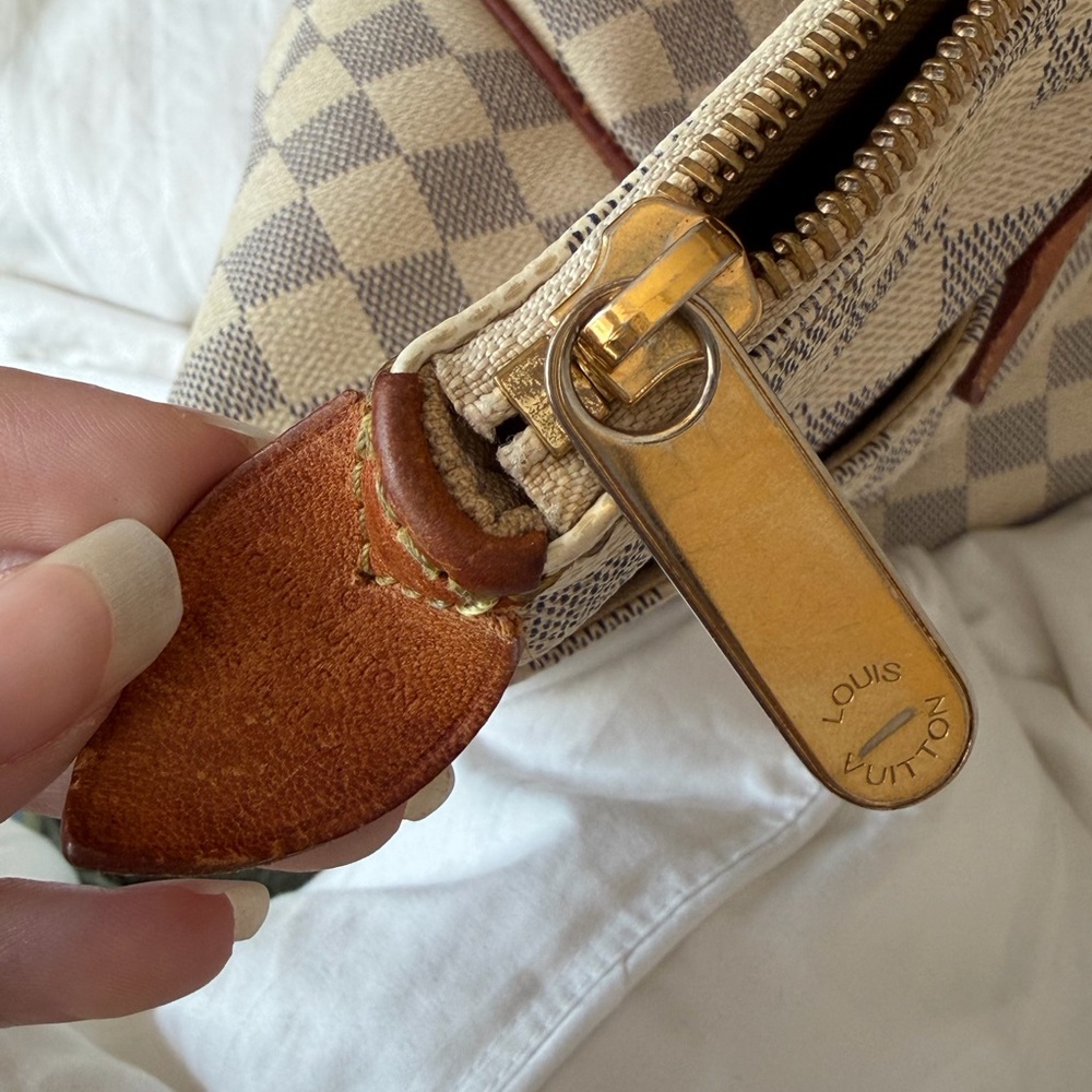 LV (Louis Vuitton) Totally PM Damier Azur White - Picture 5 of 11